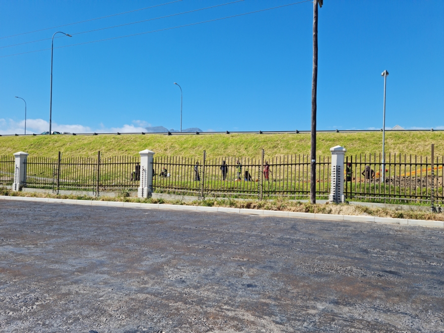 To Let Commercial Property for Rent in Asla Park Western Cape